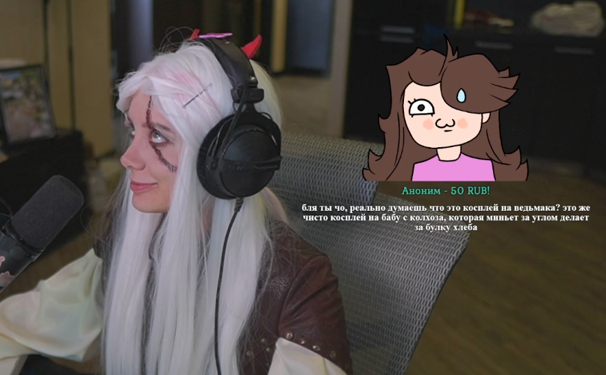885x548
