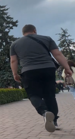 244x454