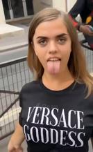 586x960