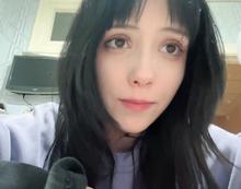 1086x858