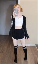 772x1280