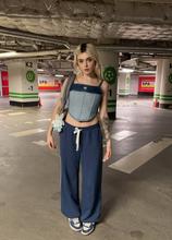 922x1280